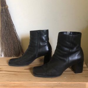 Black Boots